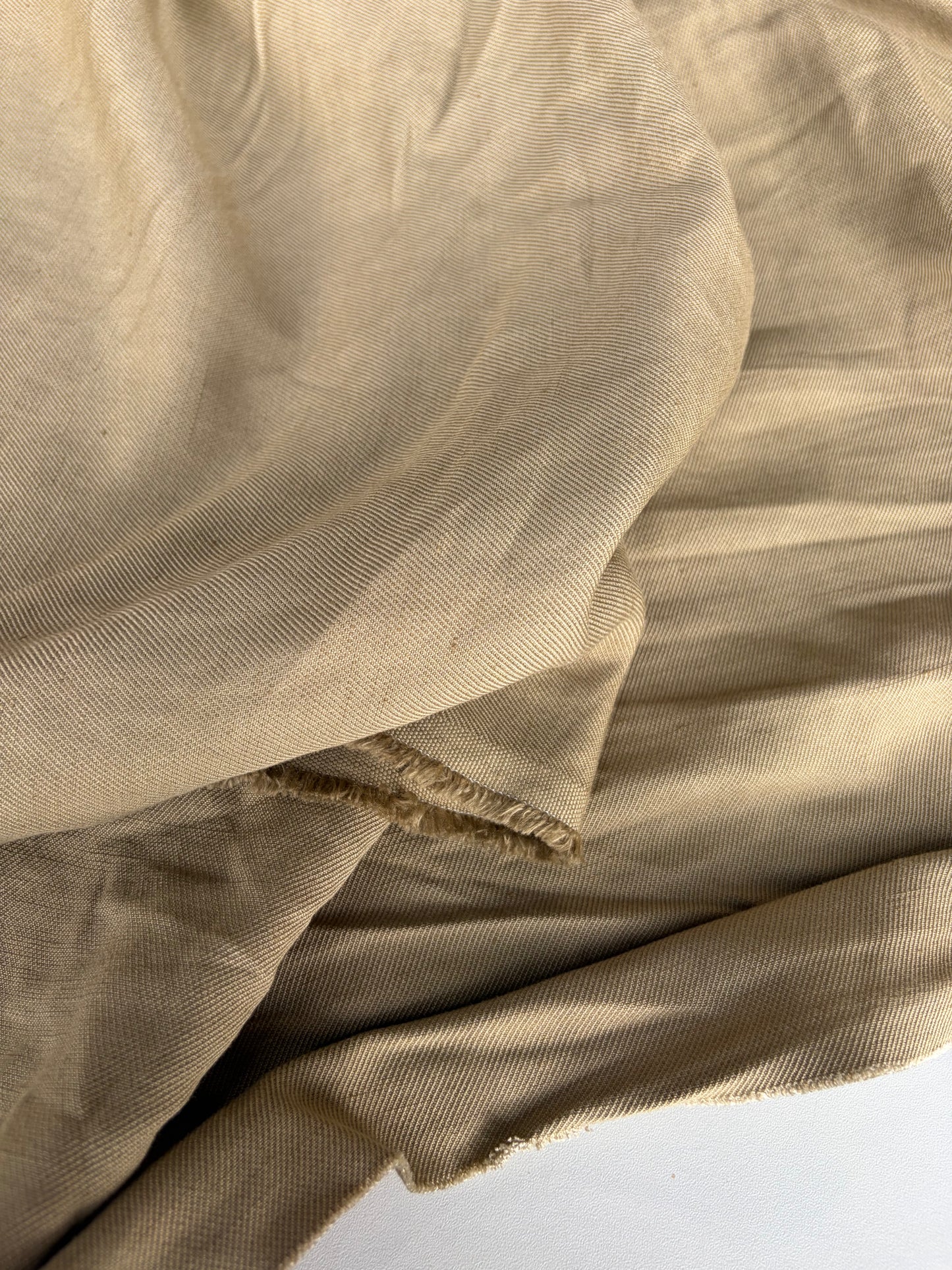 BRUCE 039 viscose linen panama camel