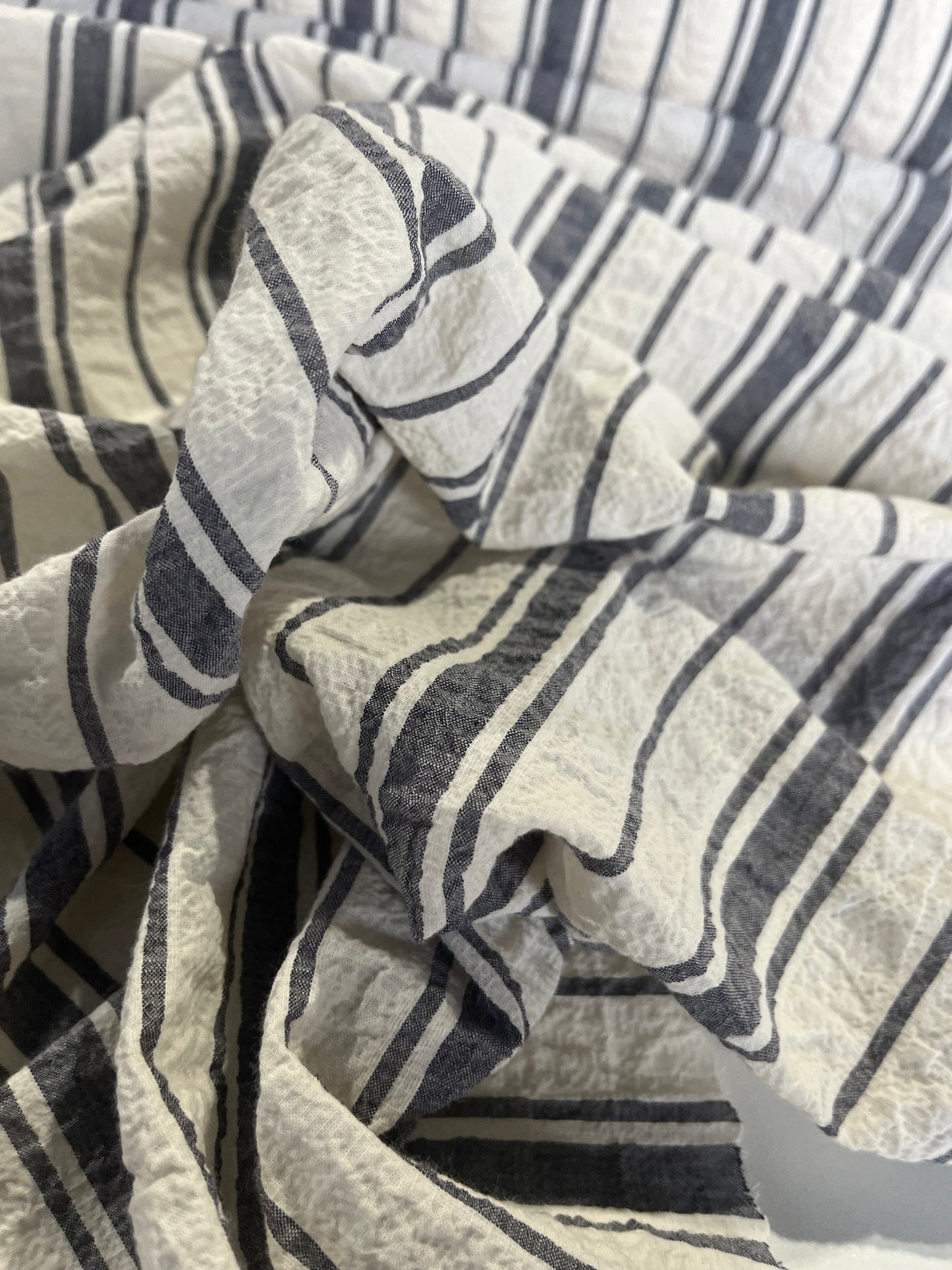 BAKU O27 washed cotton woven stripe navy/white