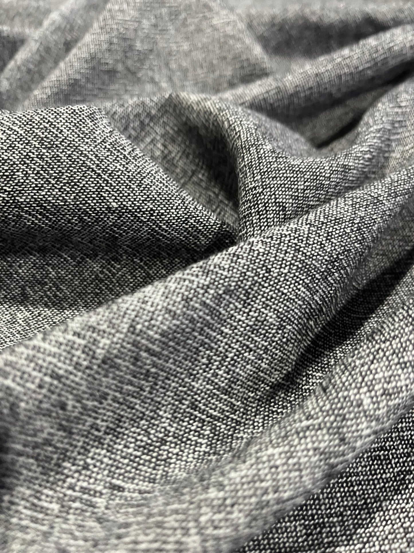 G02 wool viscose chiné black