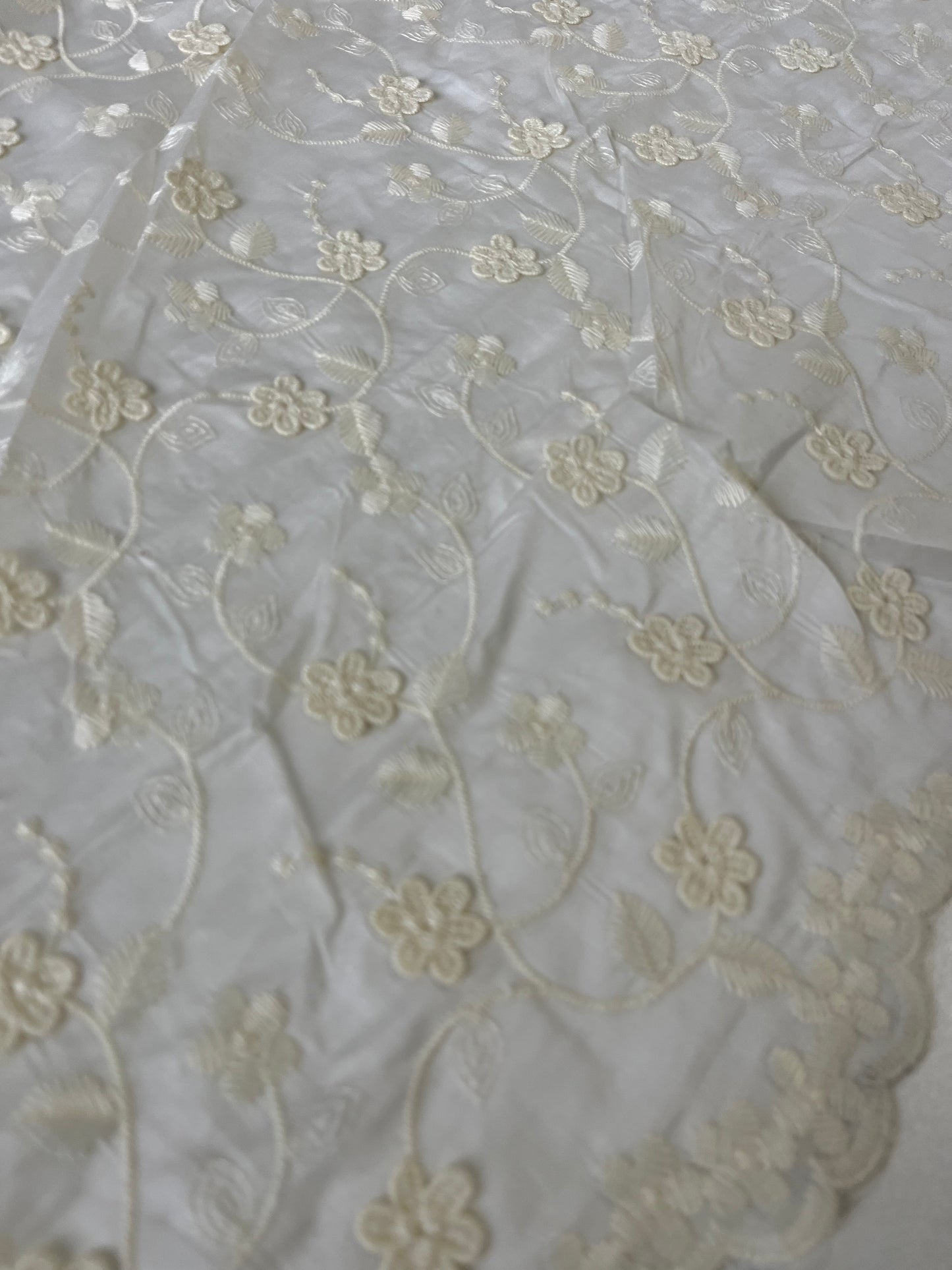 BAKU 031 tencel embroidered flowers ivory