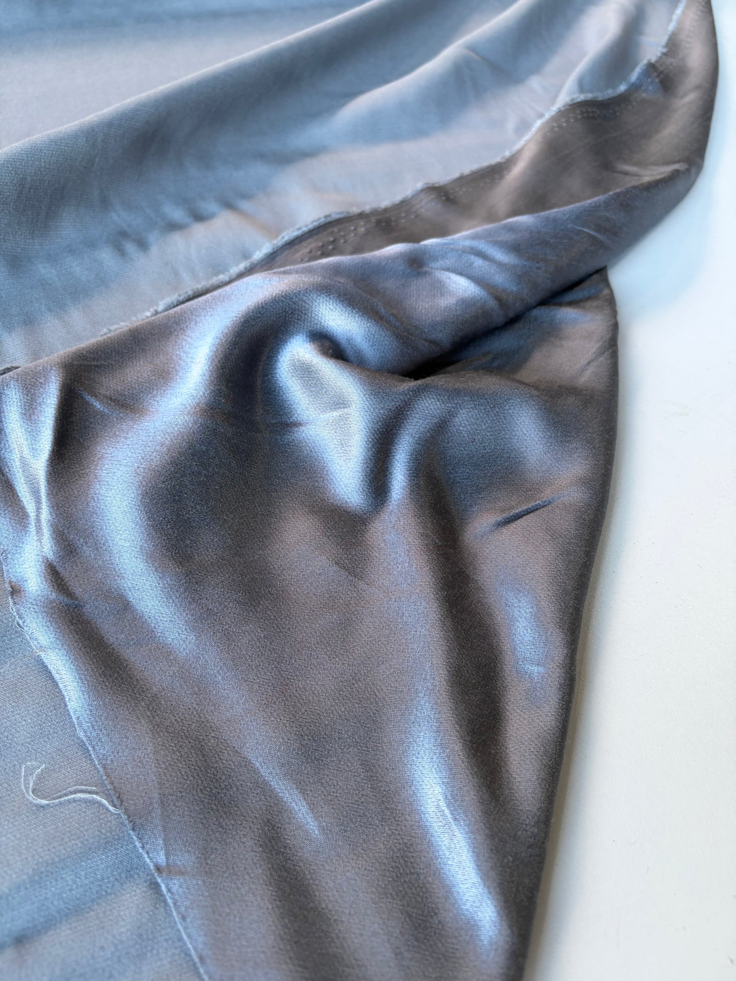 RALPH 014 grey viscose crêpe envers satin
