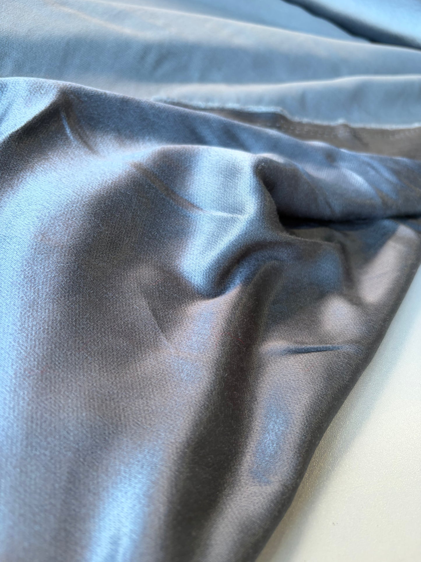 RALPH 014 grey viscose crêpe envers satin