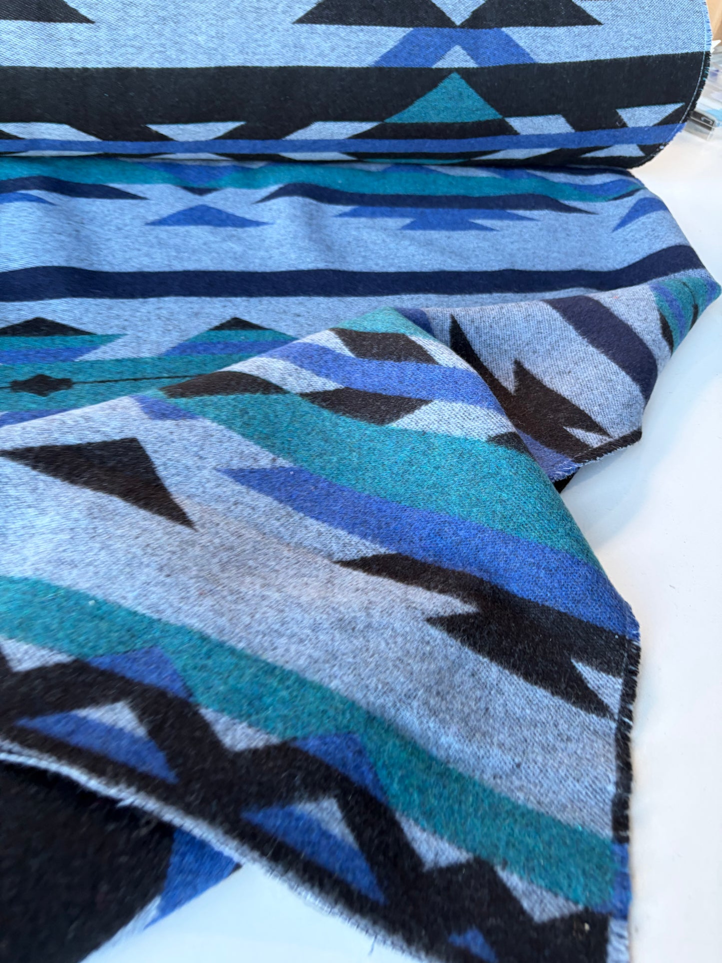 RALPH 015 black/green aztek heavy wool blanket