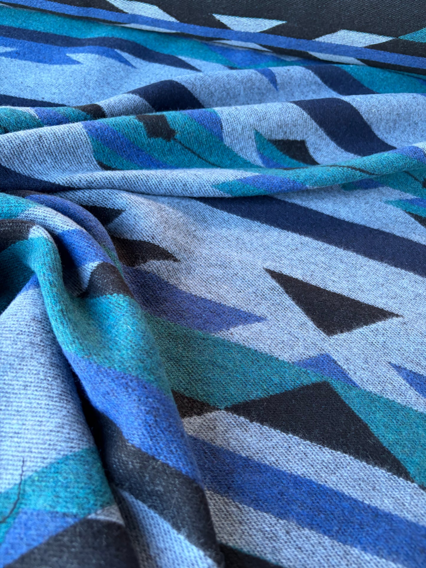 RALPH 015 black/green aztek heavy wool blanket
