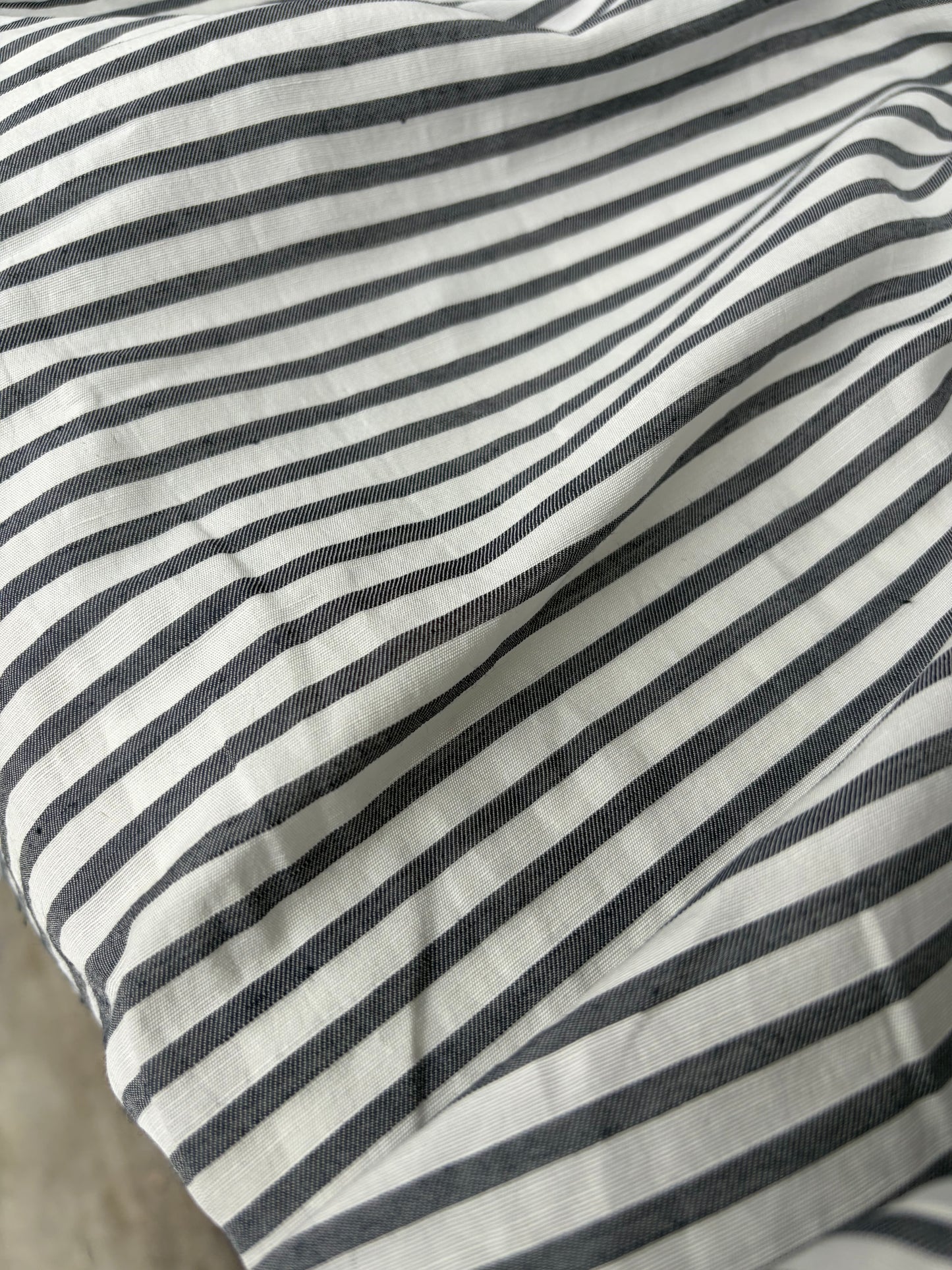 BRUCE 049 cotton/viscose shirting stripes