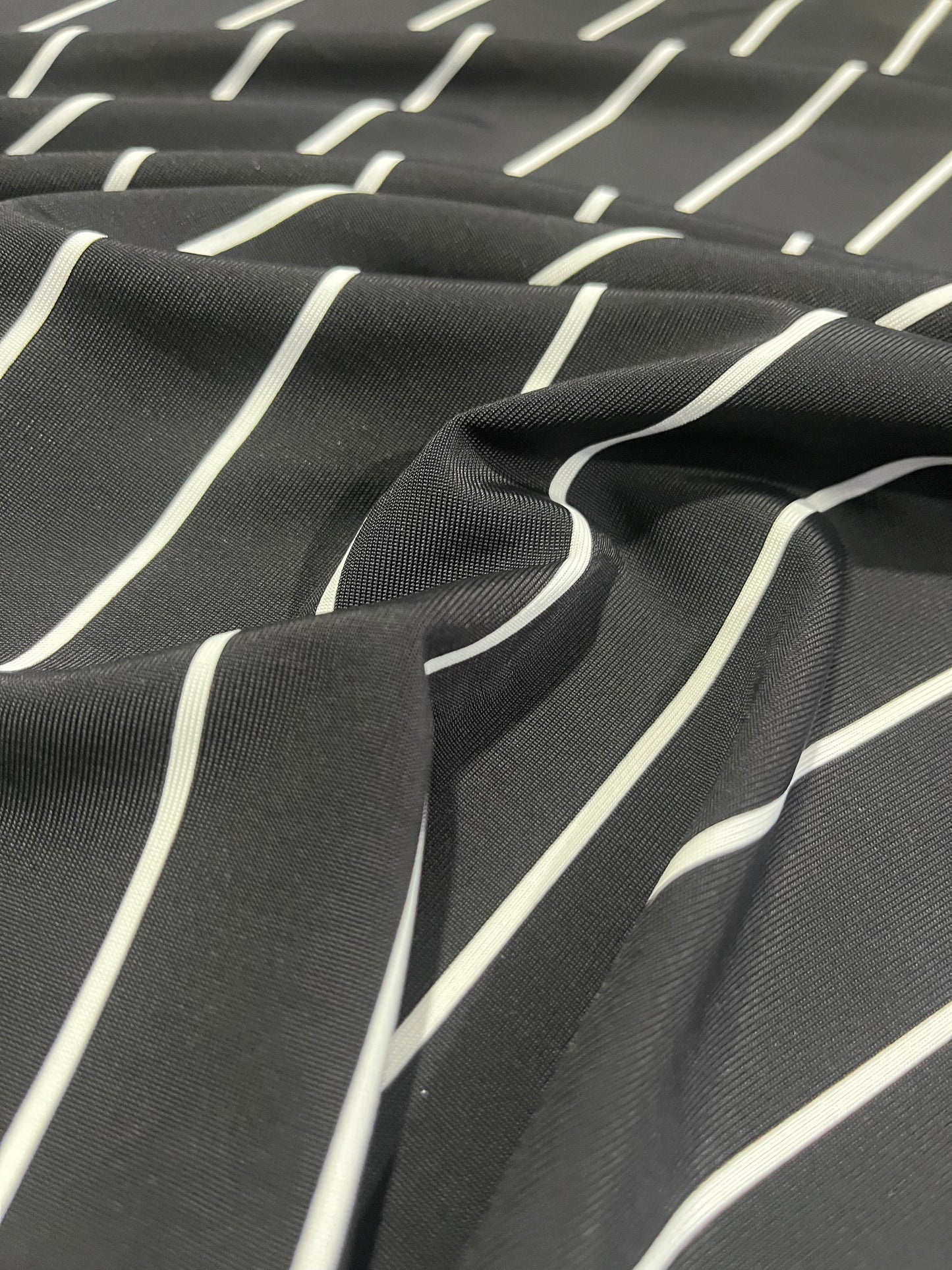 JC shiny vviscose jersey pinstripe