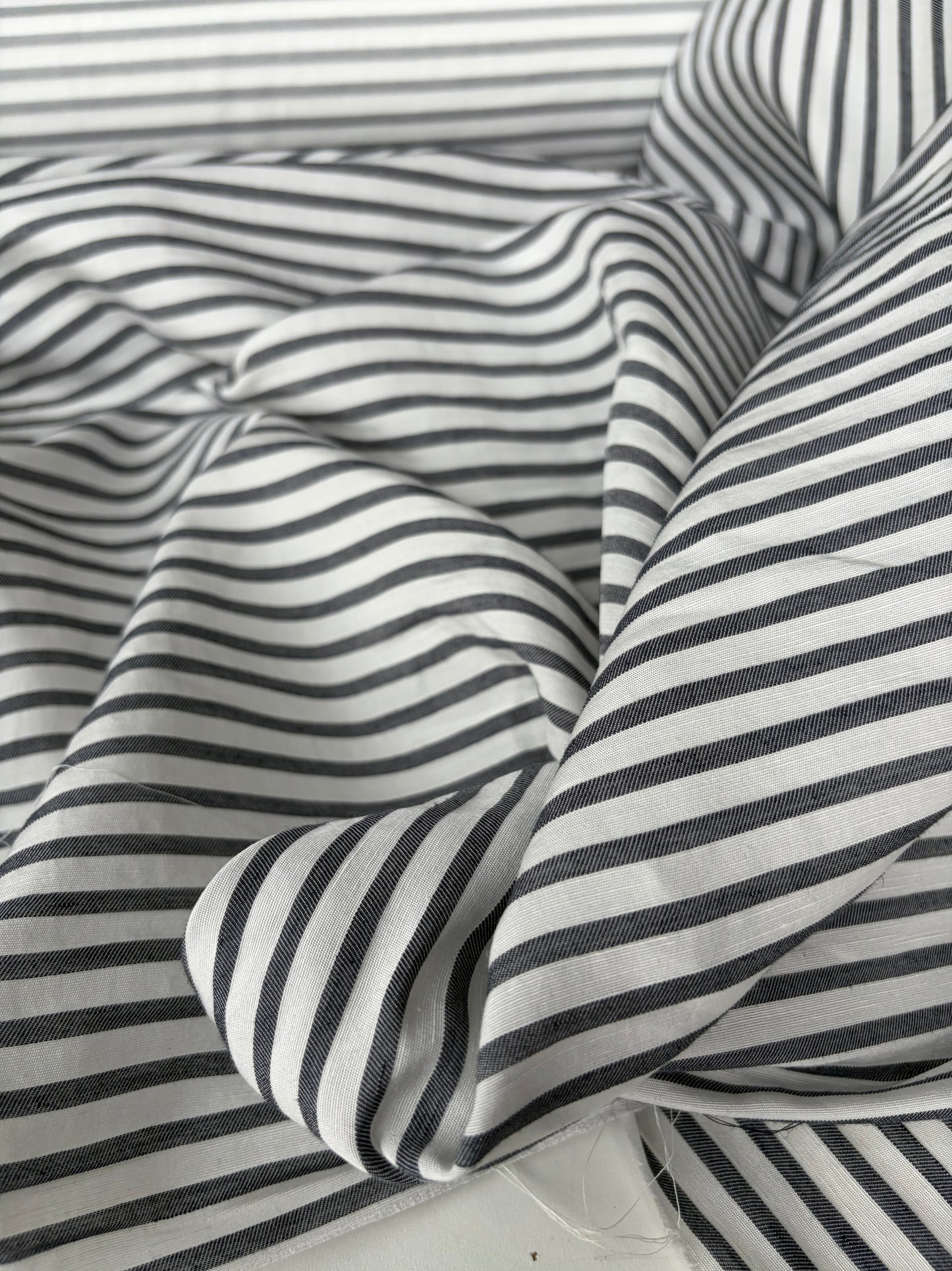 BRUCE 049 cotton/viscose shirting stripes