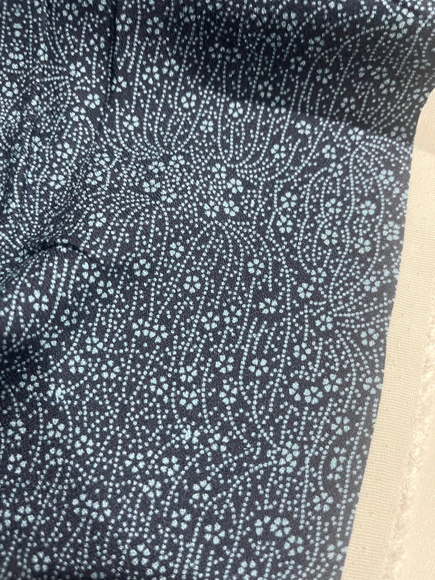 PC BIRMA 004 viscose crêpe navy/light blue flowers
