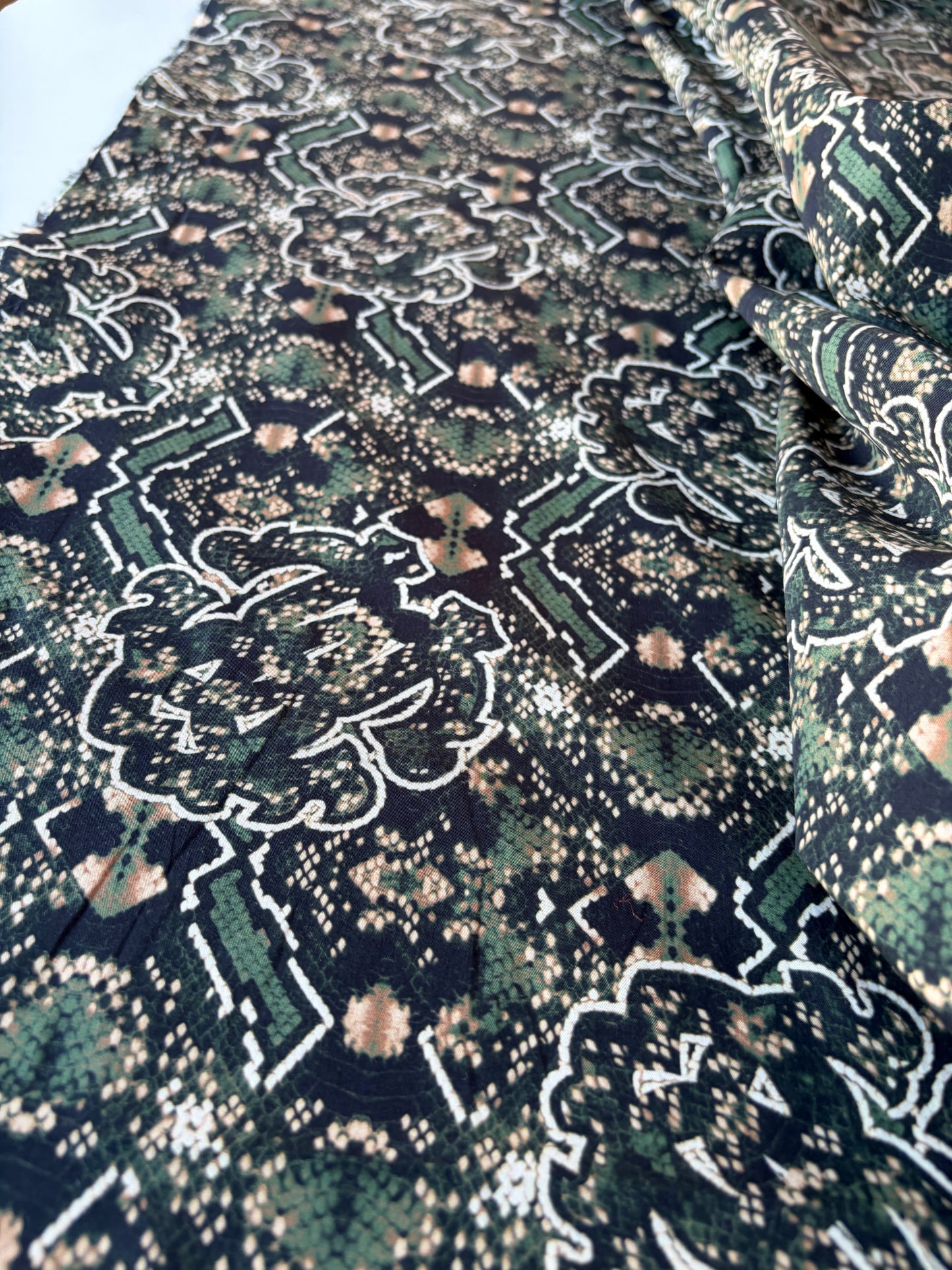 RALPH 018 green snake cotton poplin