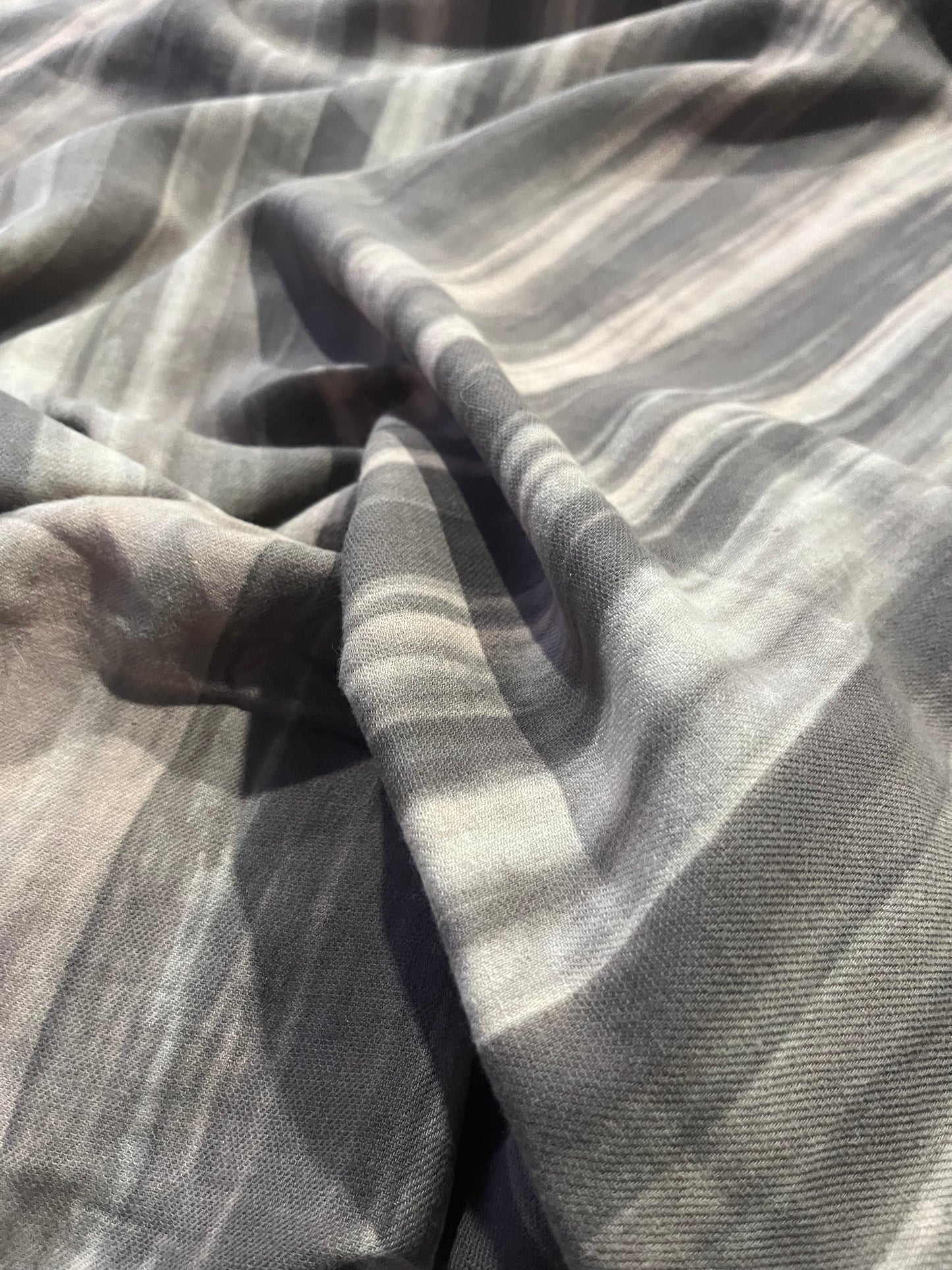 TOM 002 viscose wool tie-dye stripes