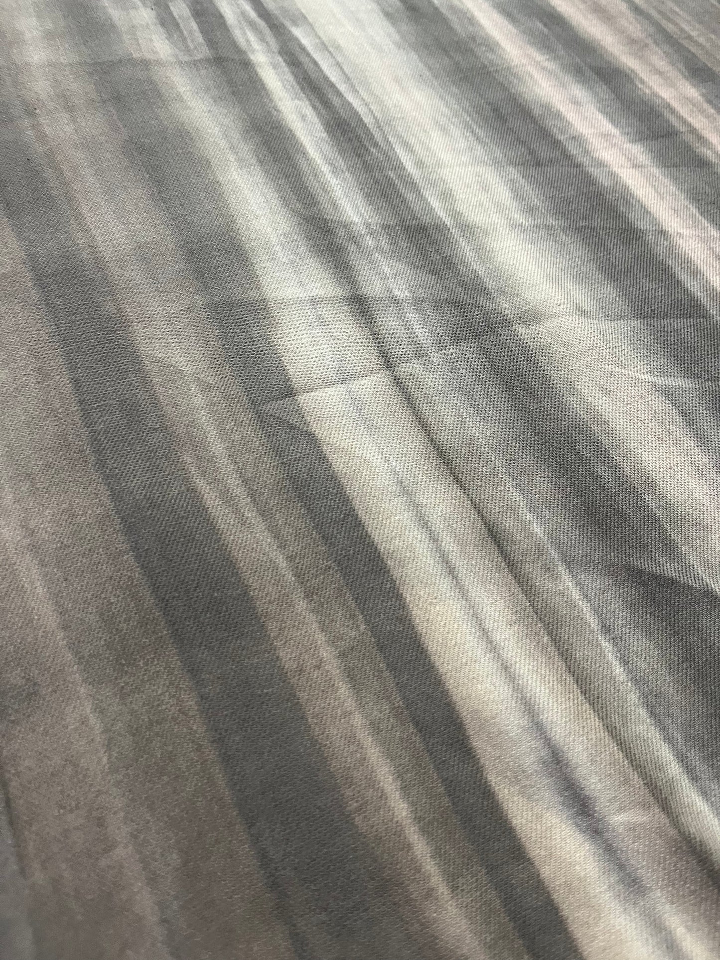 TOM 002 viscose wool tie-dye stripes
