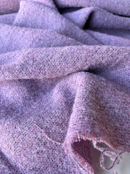 RALPH 021 violine coloured carded wool drape