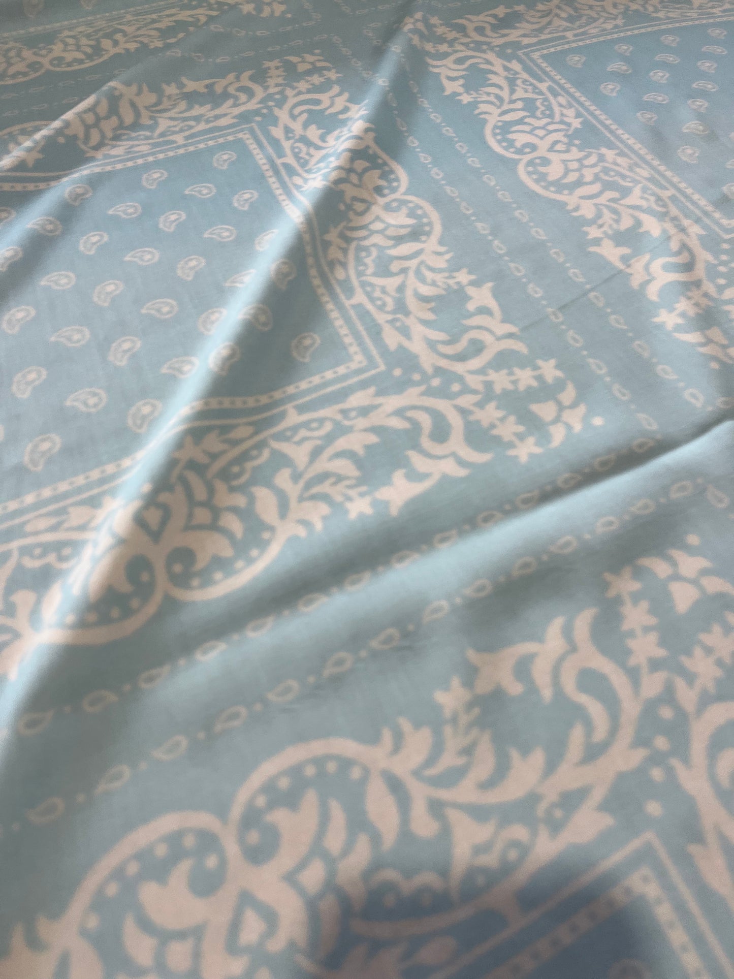 A01 Como 057 cotton voile soft blue print