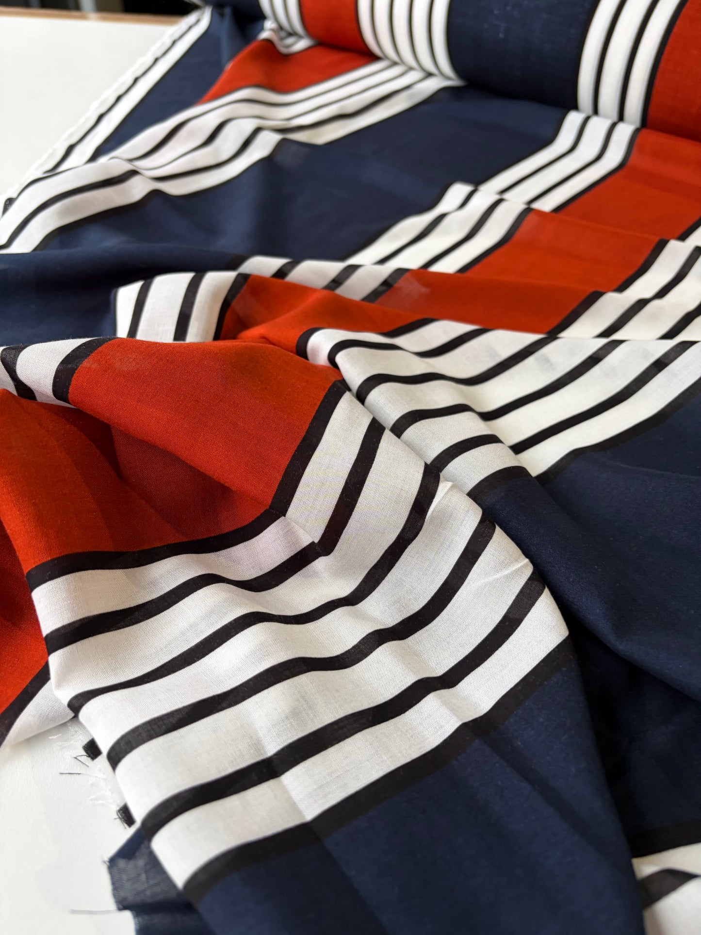 PHIL 001 viscose voile stripes