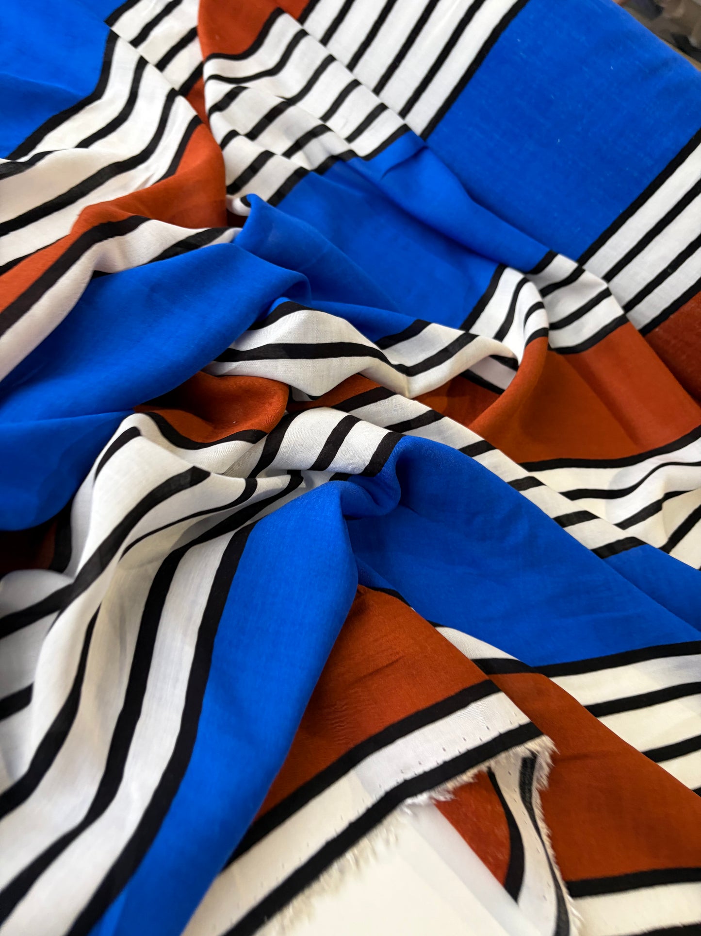 PHIL 002 viscose voile stripes