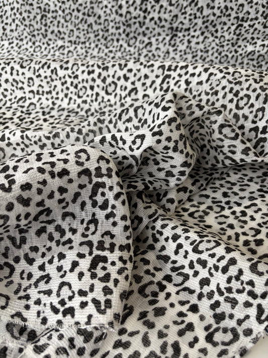 PHIL 006  cotton gaze with animal print
