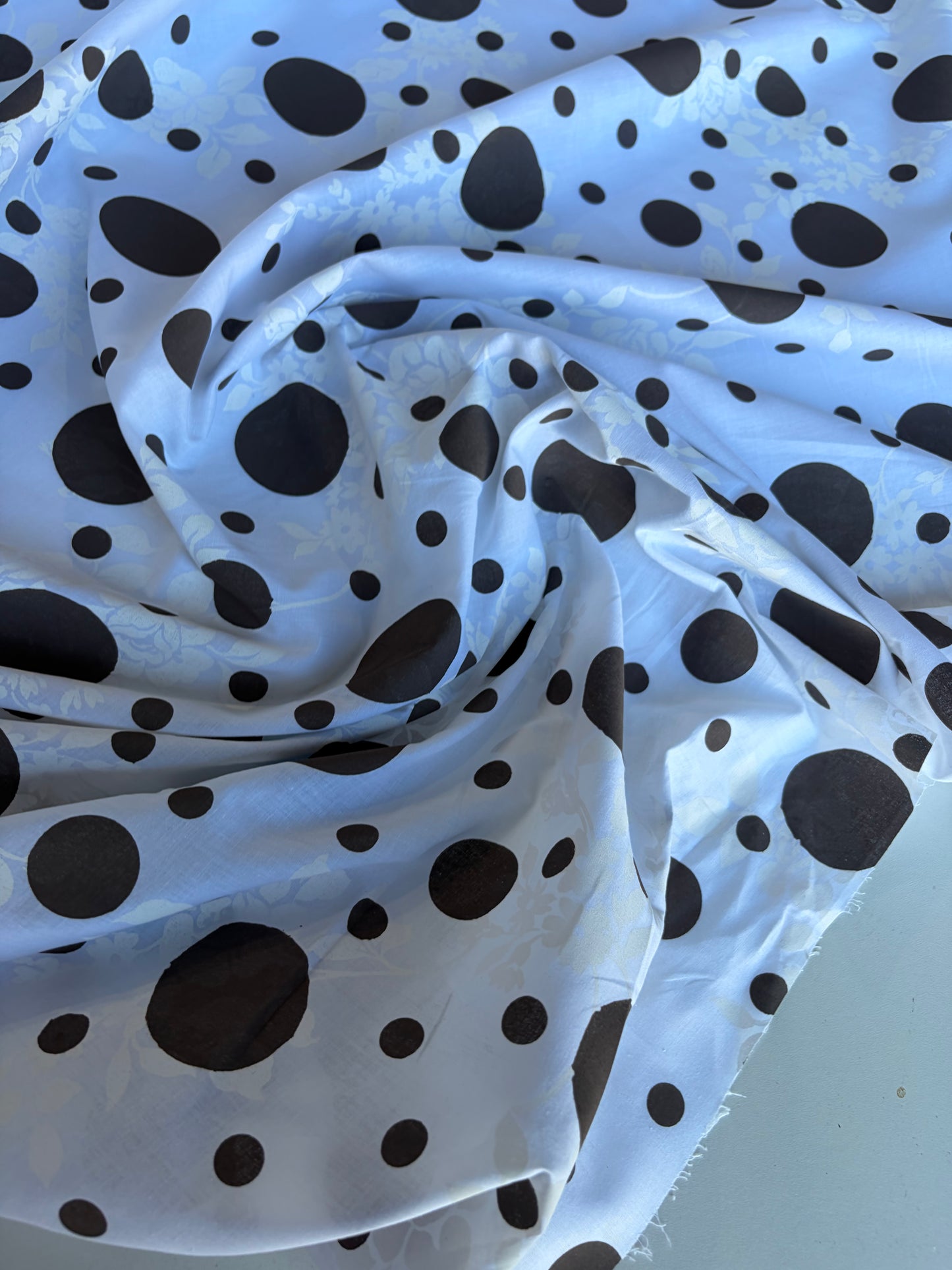 RALPH 035 brown/white dots and flowers cotton voile print