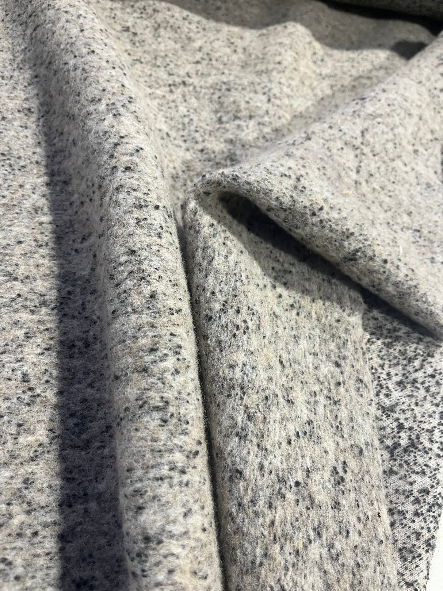 BIRMA 027  heavy wool bouclette grey/beige/black