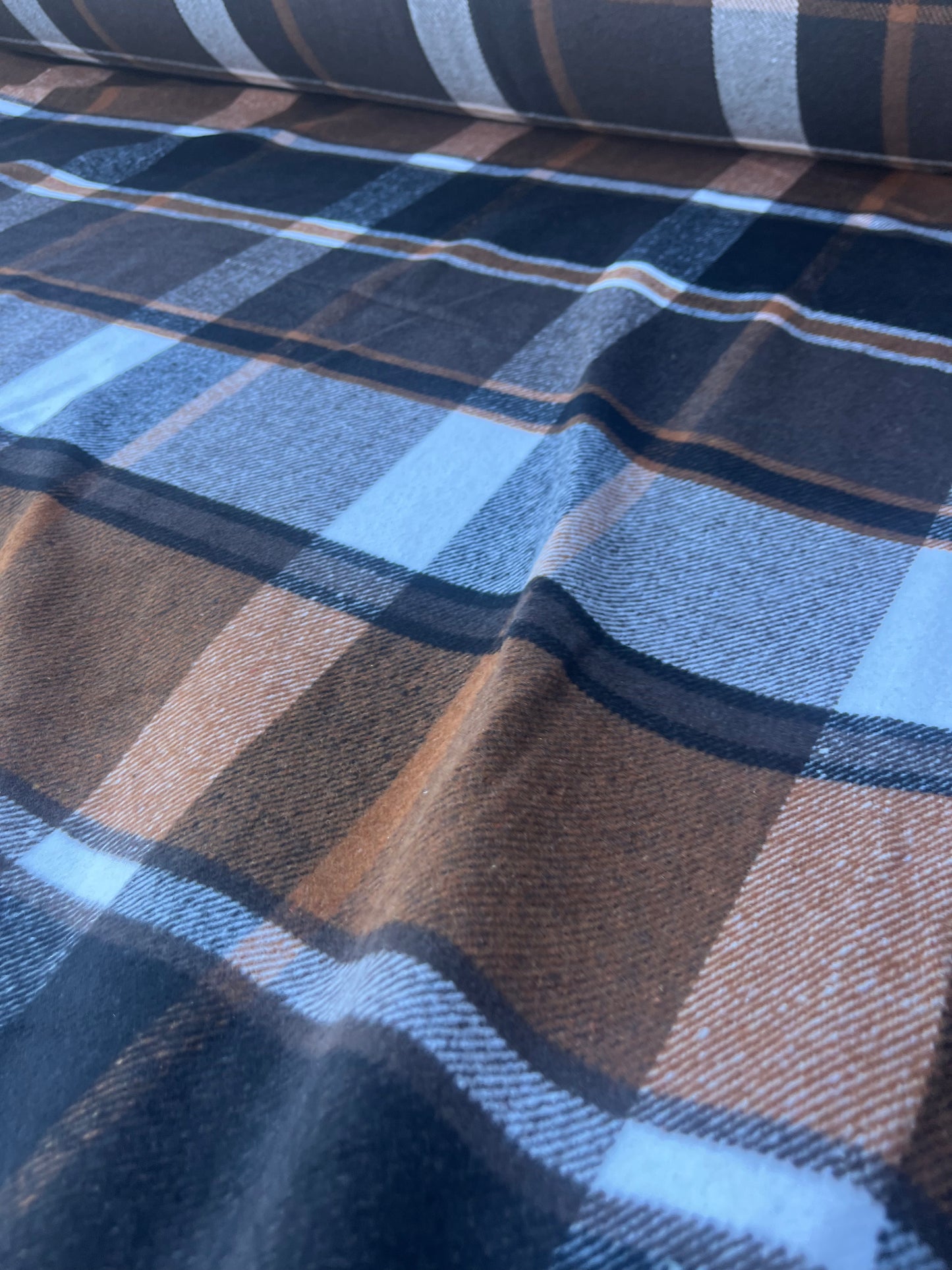 LOUIS 004  heavy flanel check