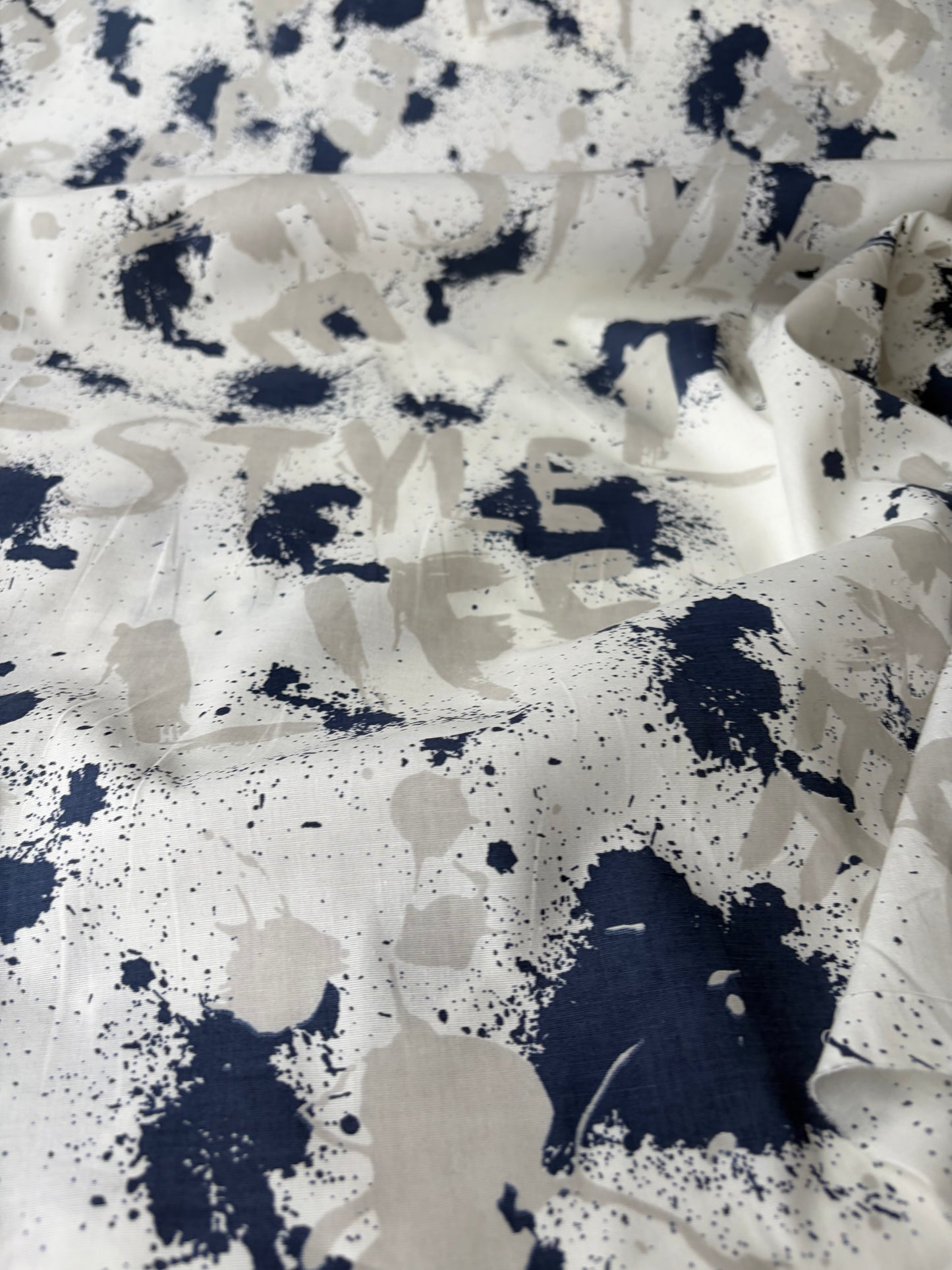PHIL 017 cotton poplin stretch indigo/grey paint stains