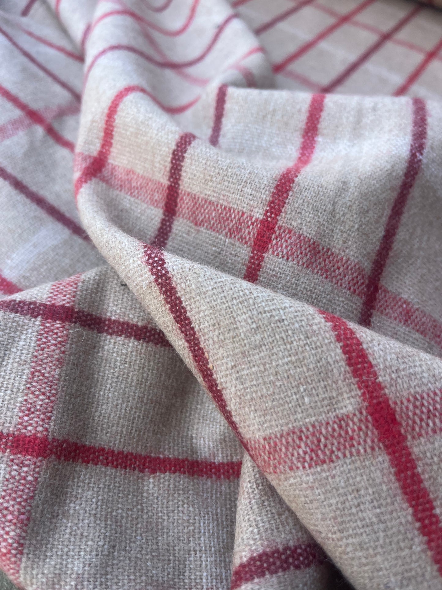 LOUIS 006 Wool check camel/red