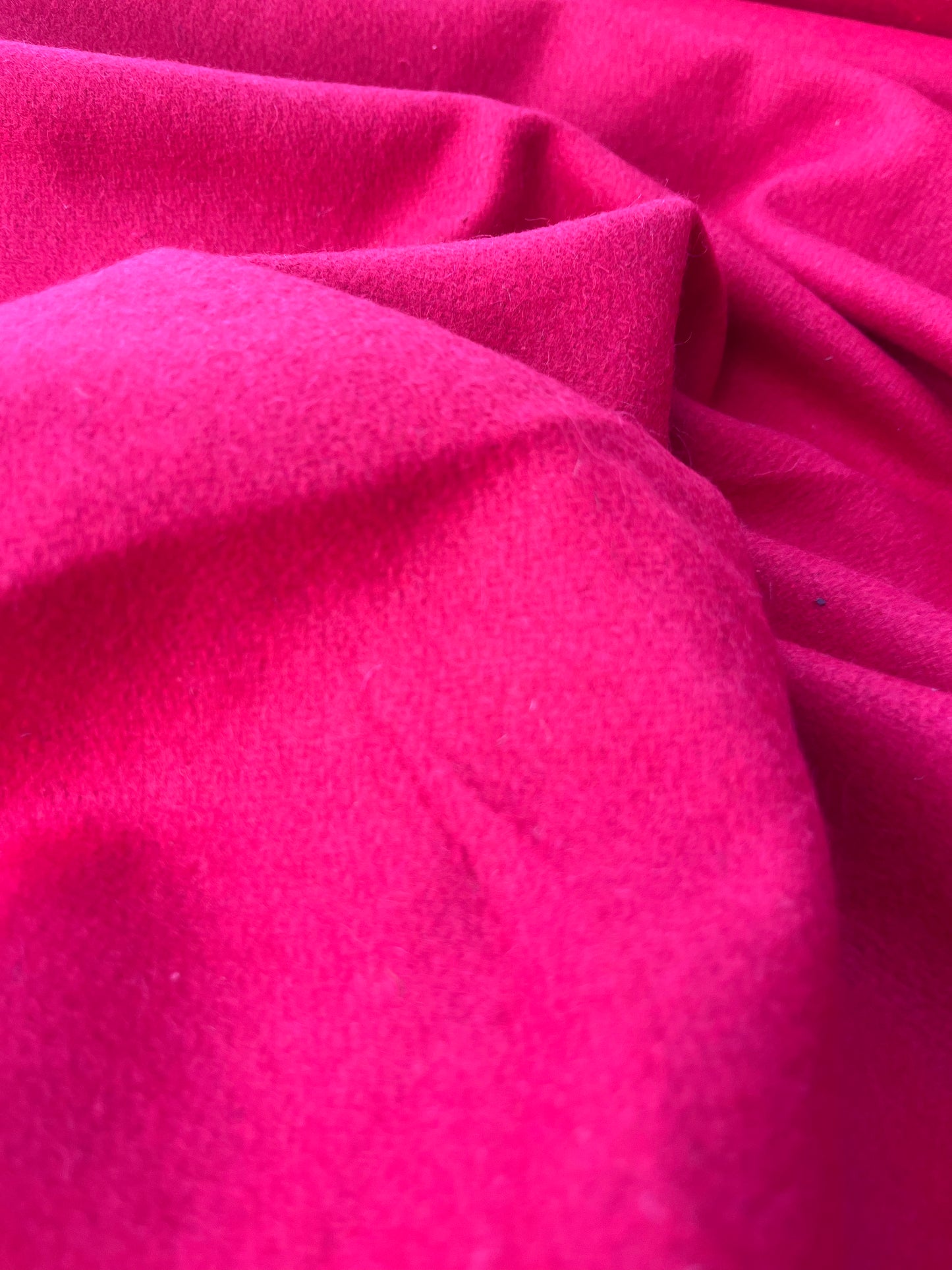 LOUIS 008 boiled wool red