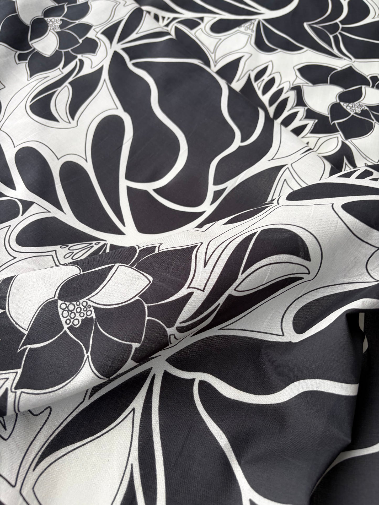 RALPH 042 black/white graphical flowerprint cotton voile