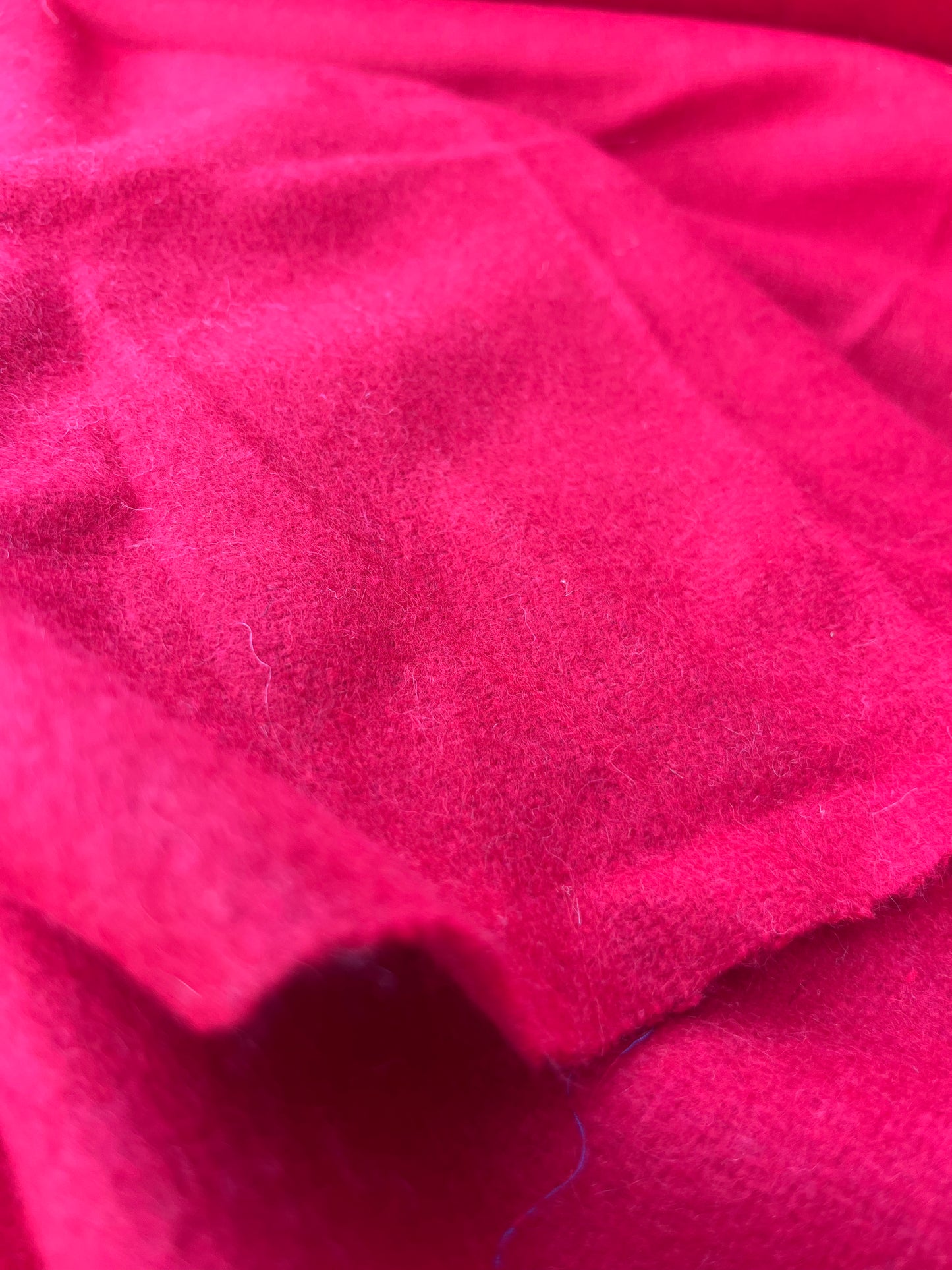 LOUIS 008 boiled wool red
