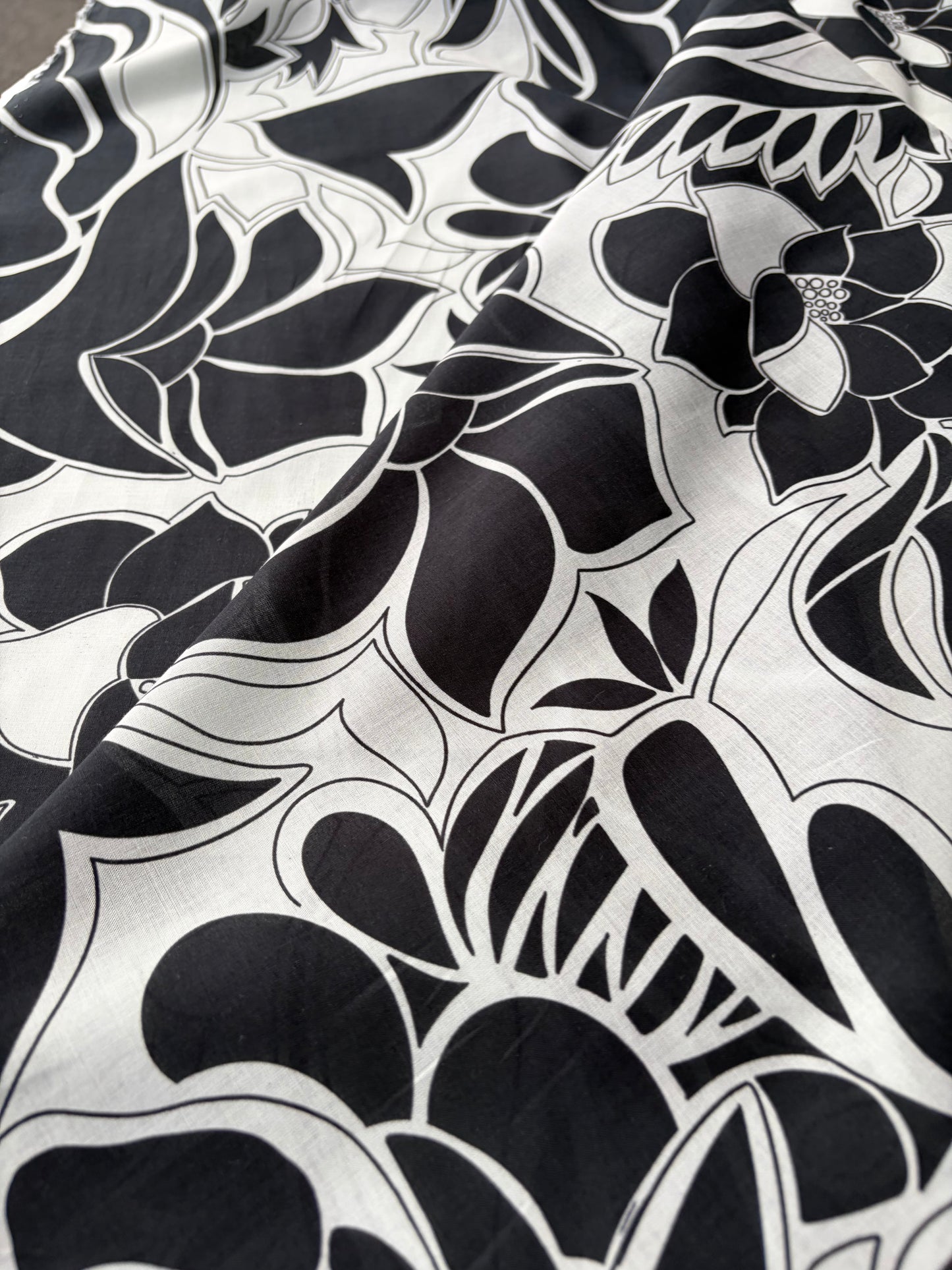 RALPH 042 black/white graphical flowerprint cotton voile