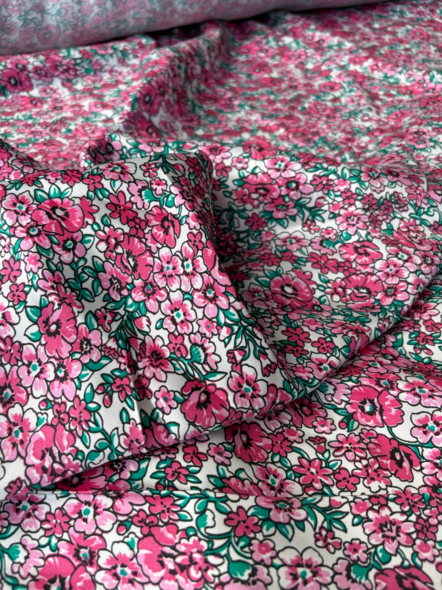 RALPH 044 pink/green flowers viscose twill print
