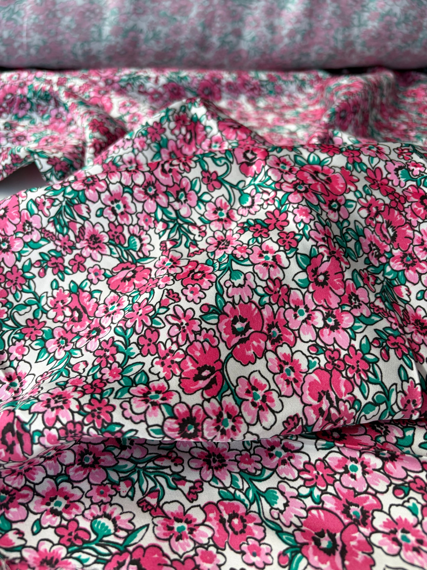 RALPH 044 pink/green flowers viscose twill print