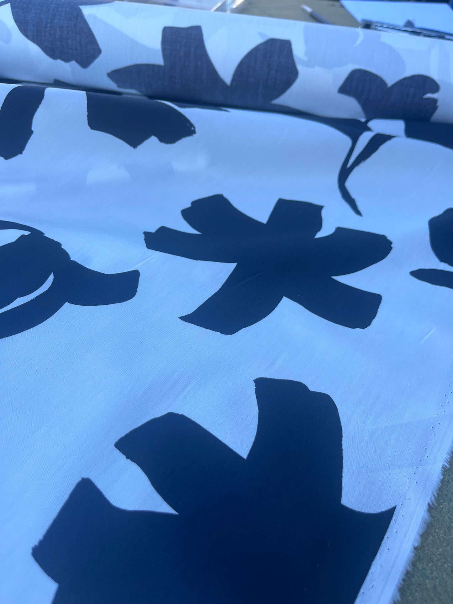 LOUIS 014 cotton poplin with black/white print