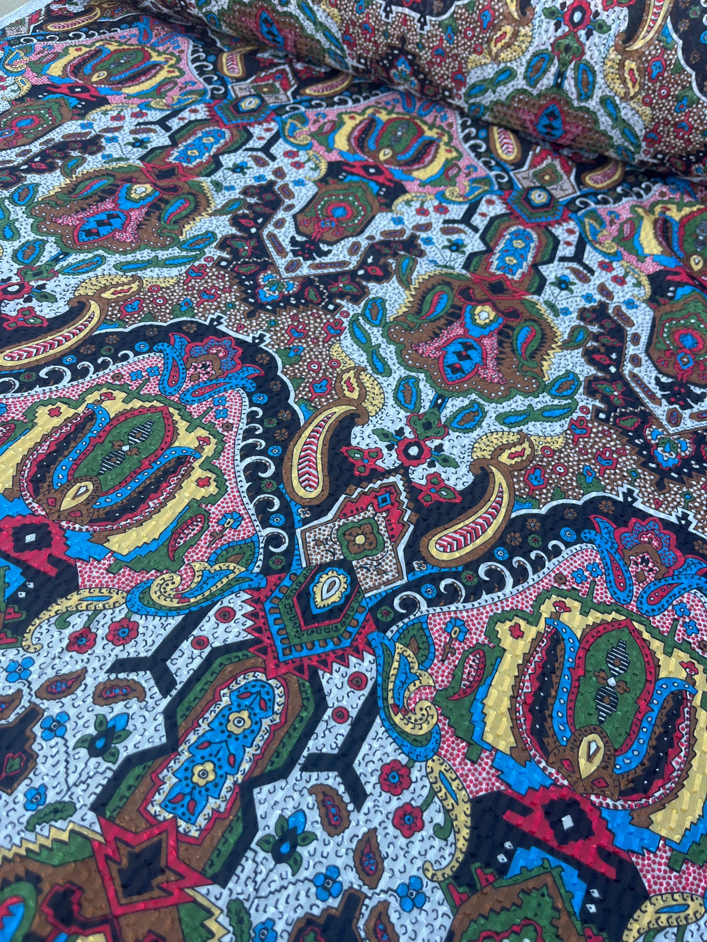 LOUIS 015 plumetis with print