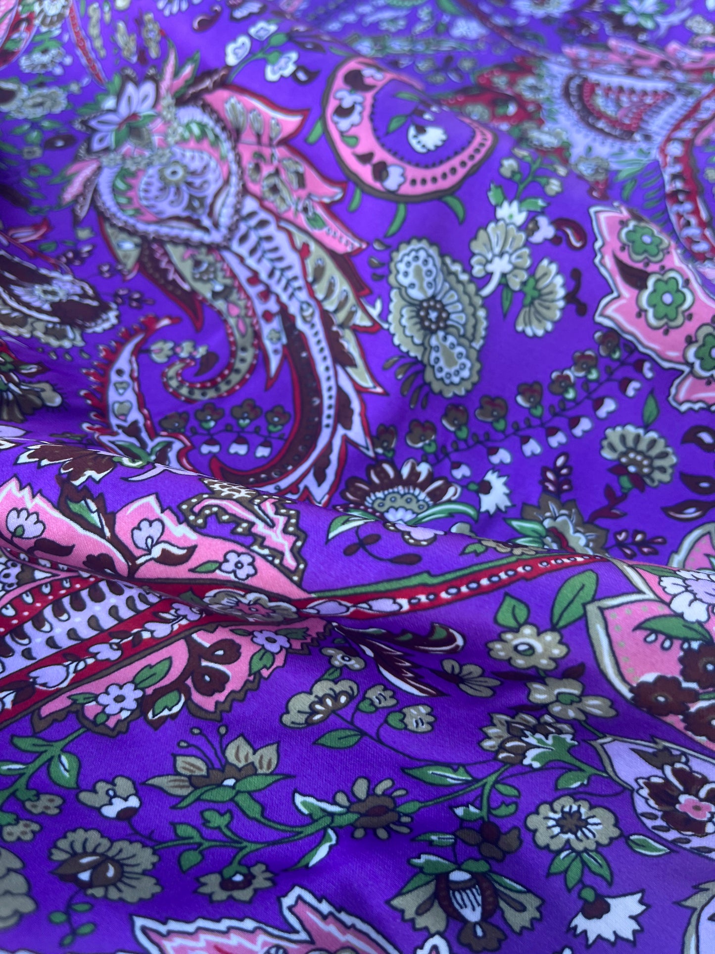 LOUIS 019 viscose satin purple print