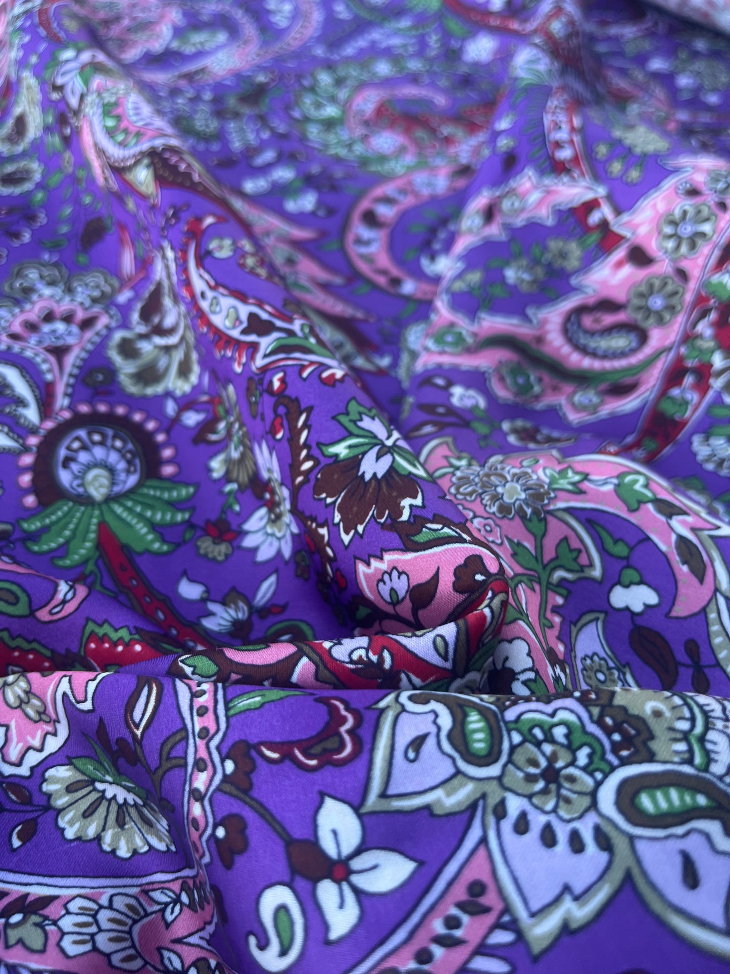 LOUIS 019 viscose satin purple print