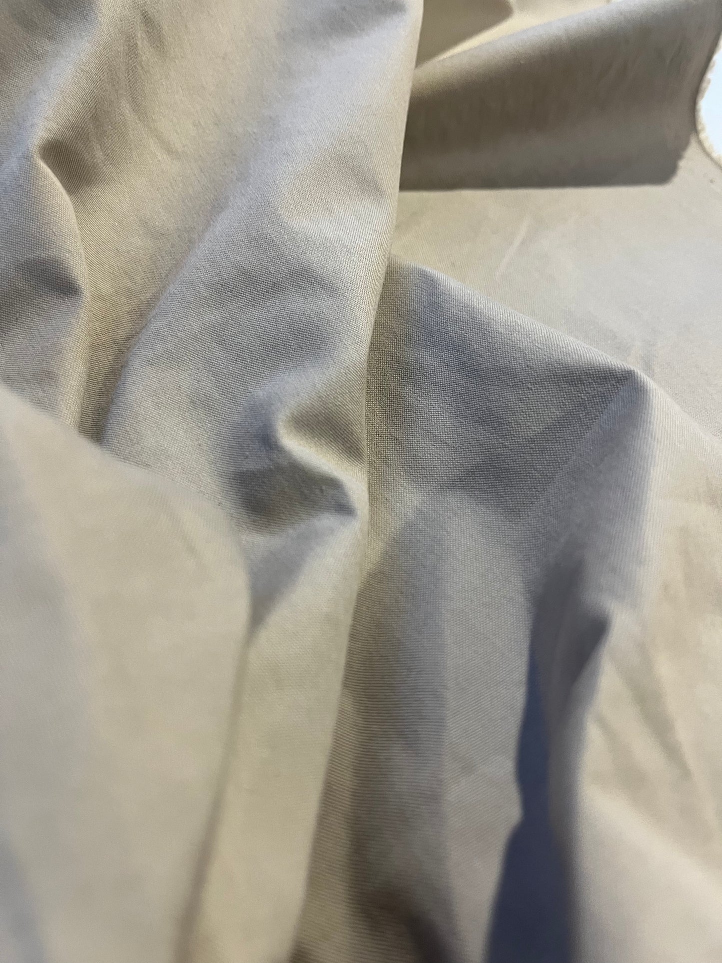 CLAIRE 105 washed cotton twill