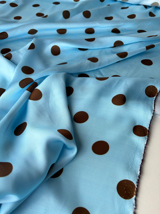 ERICA 006 viscose satin light blue/brown dots