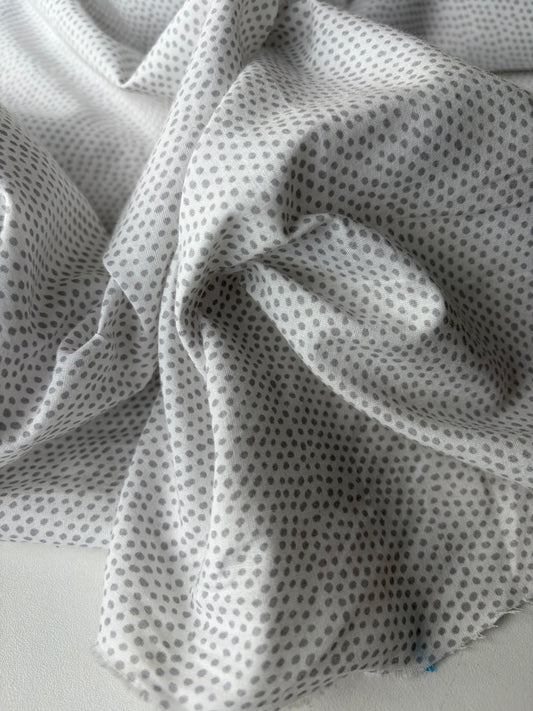 ERICA 009 cotton voile small design grey/white