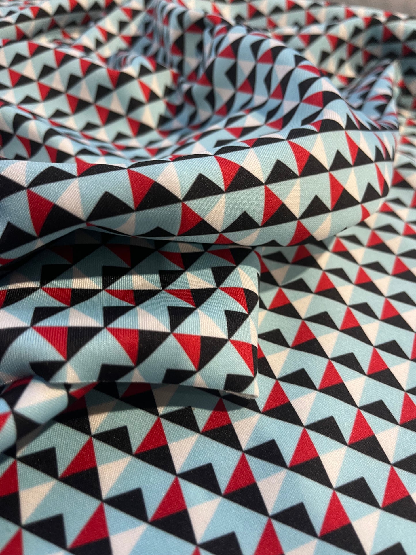 LC CLAIRE 195 scuba with graphical print