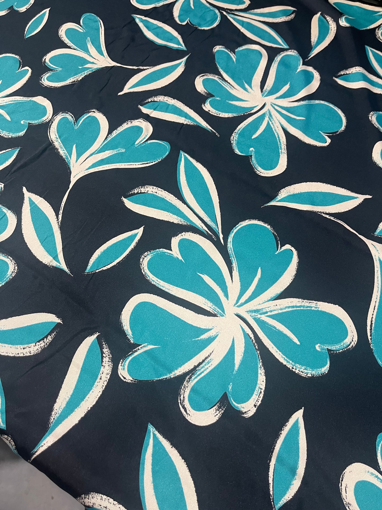 PC015 twill with naive flowers