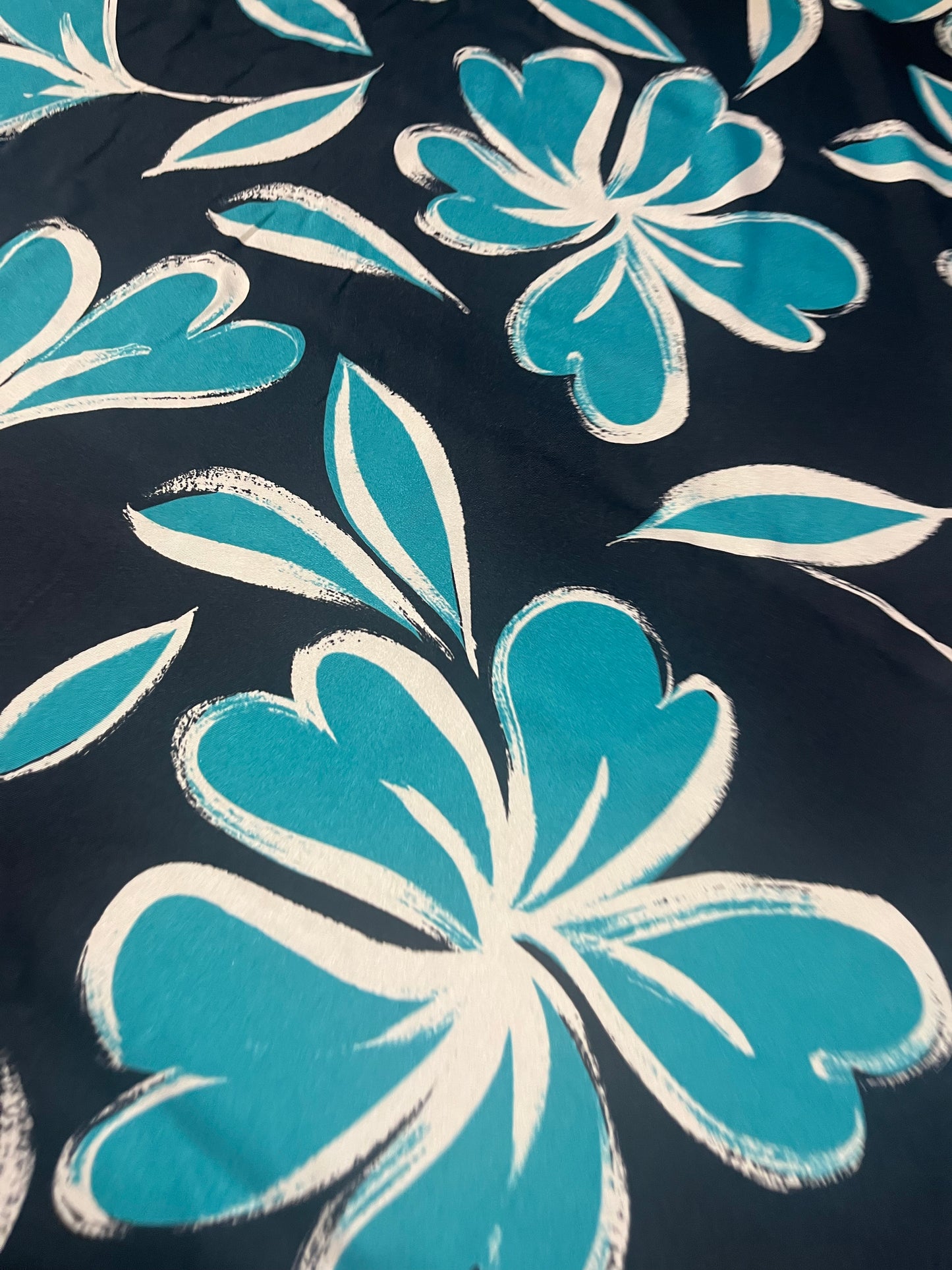 PC015 twill with naive flowers