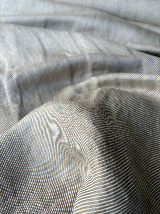 ERICA 013 shiny linen tricotine