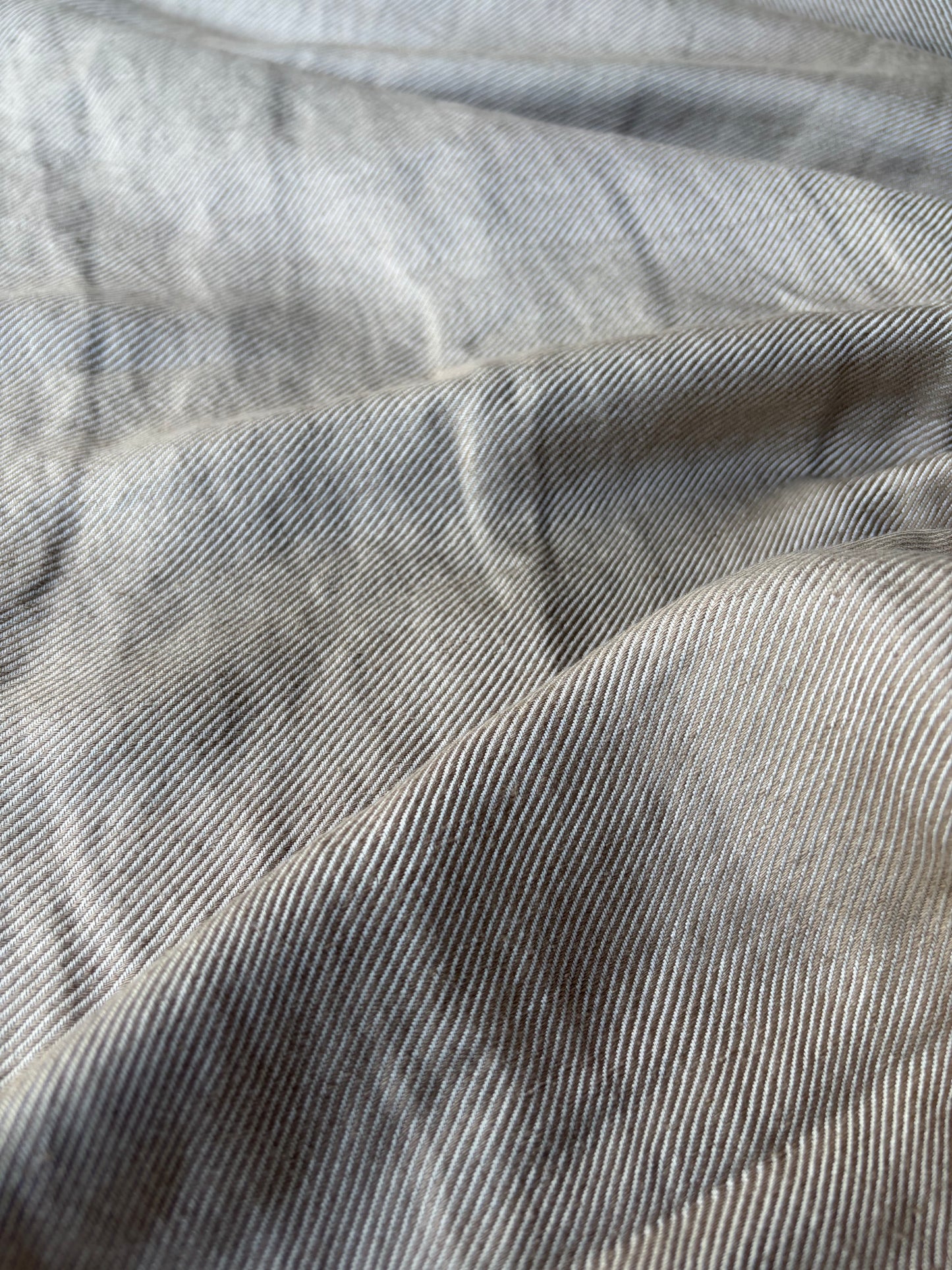 ERICA 013 shiny linen tricotine