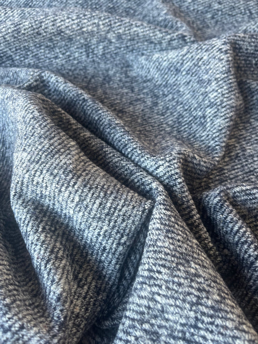 ROSALIE 002 knitted wool diagonal stripe navy/grey