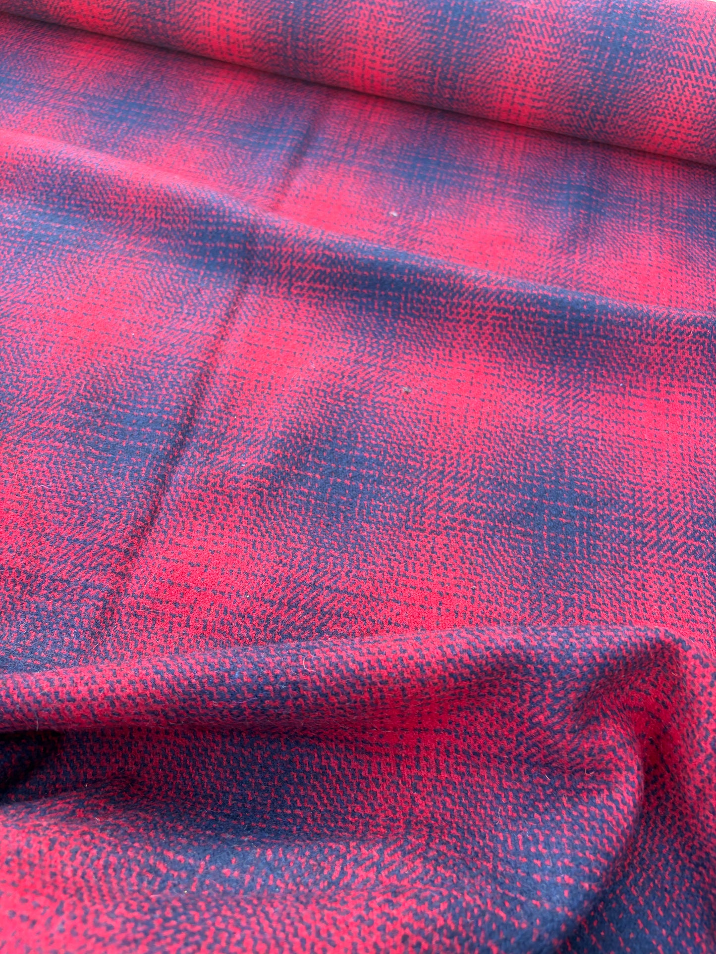 LAUREN 014 red/navy classical check carded wool