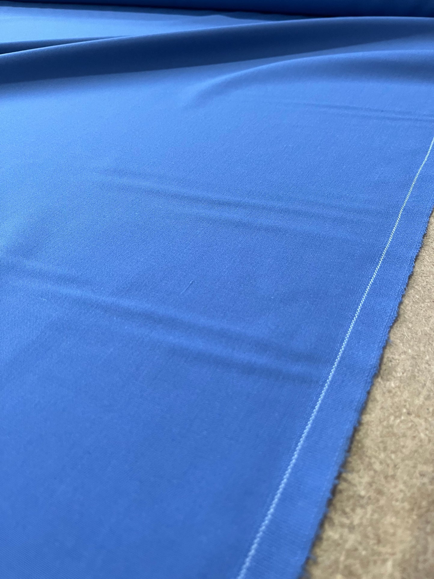 HIV 003 wool/polyester suiting fabric indigo blue