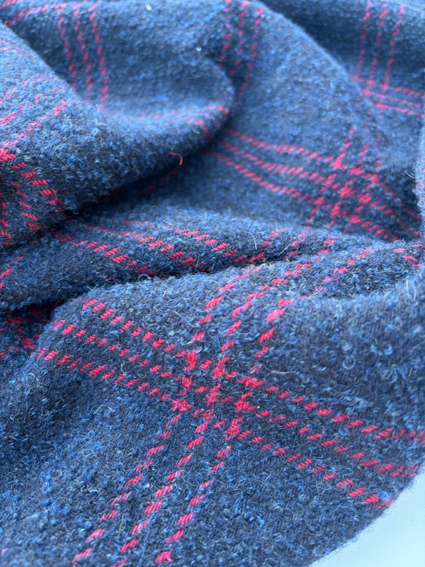 LAUREN 015 navy/red checkered carded wool tweed with alpaca