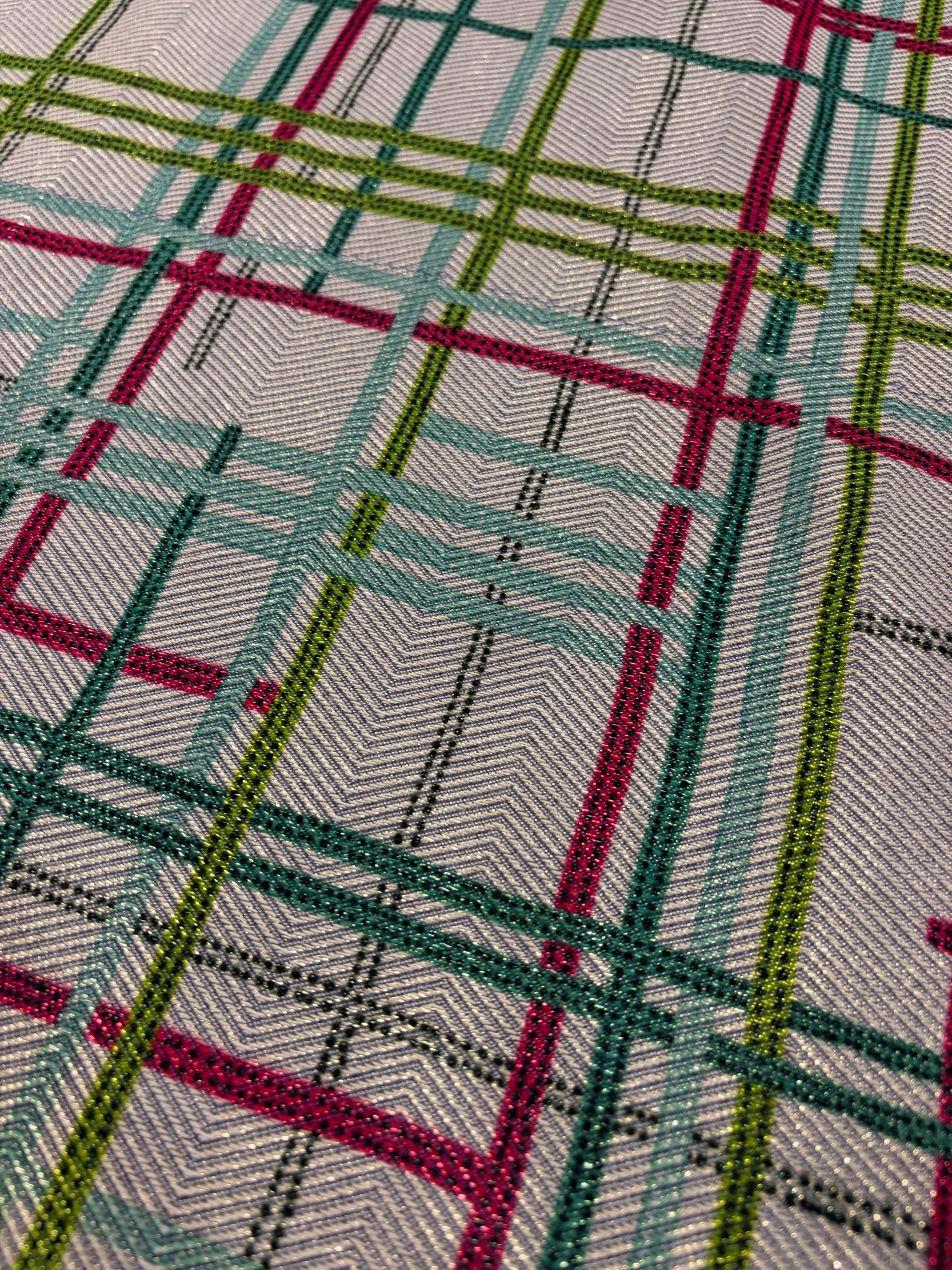 XENA 009 shiny checkered jacquard