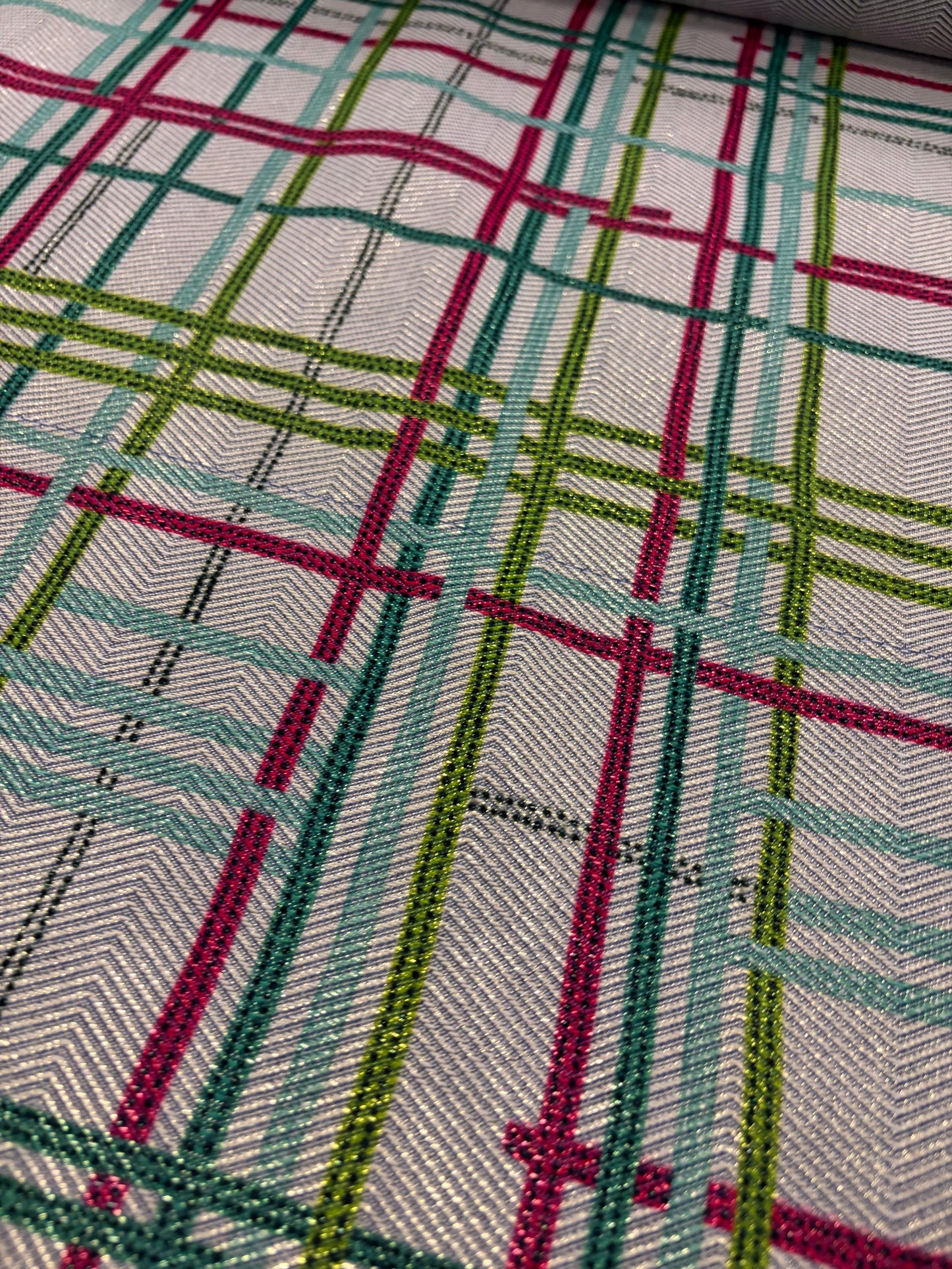 XENA 009 shiny checkered jacquard