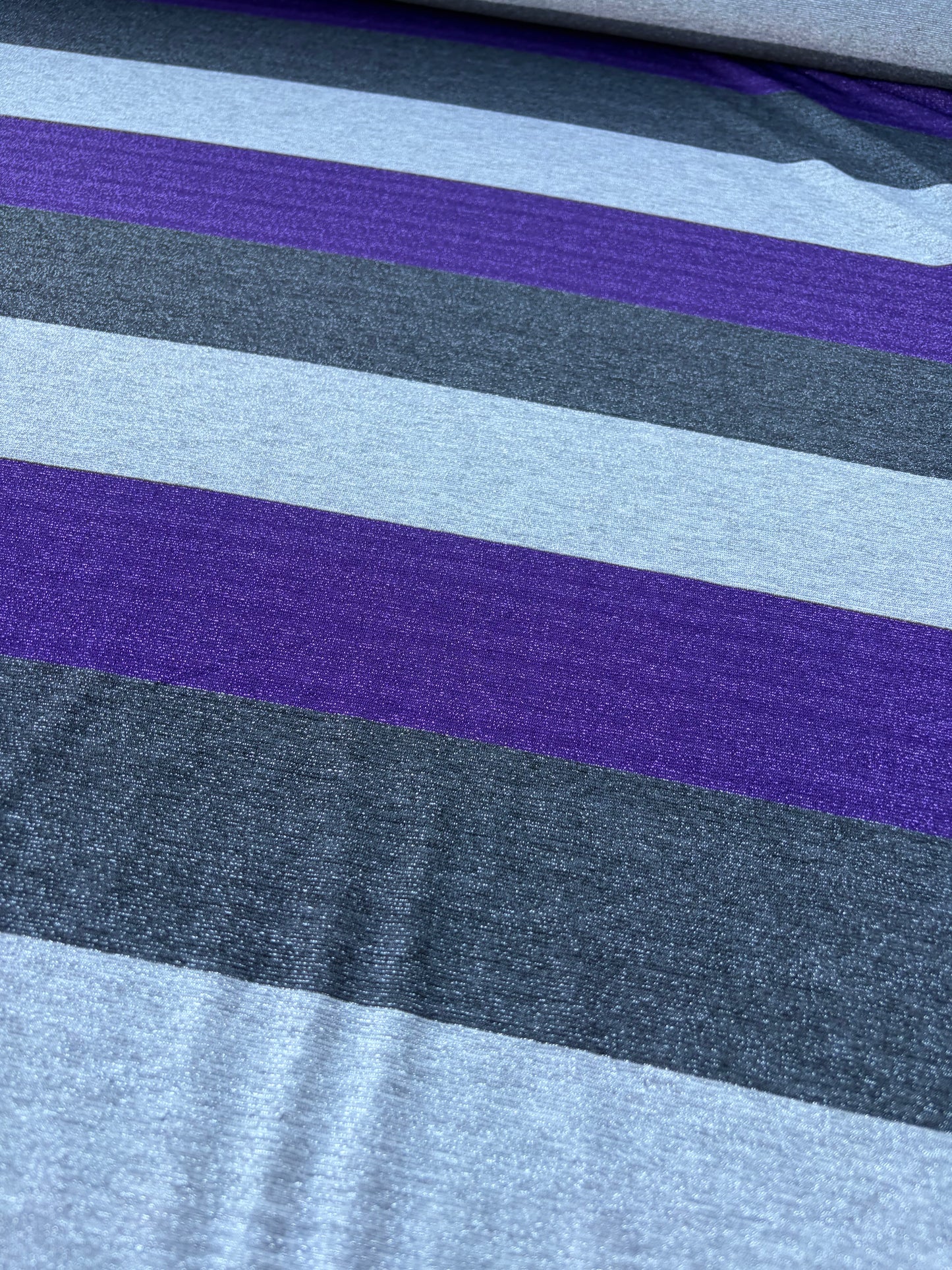 LAUREN 016 silver/purple shiny striped jersey